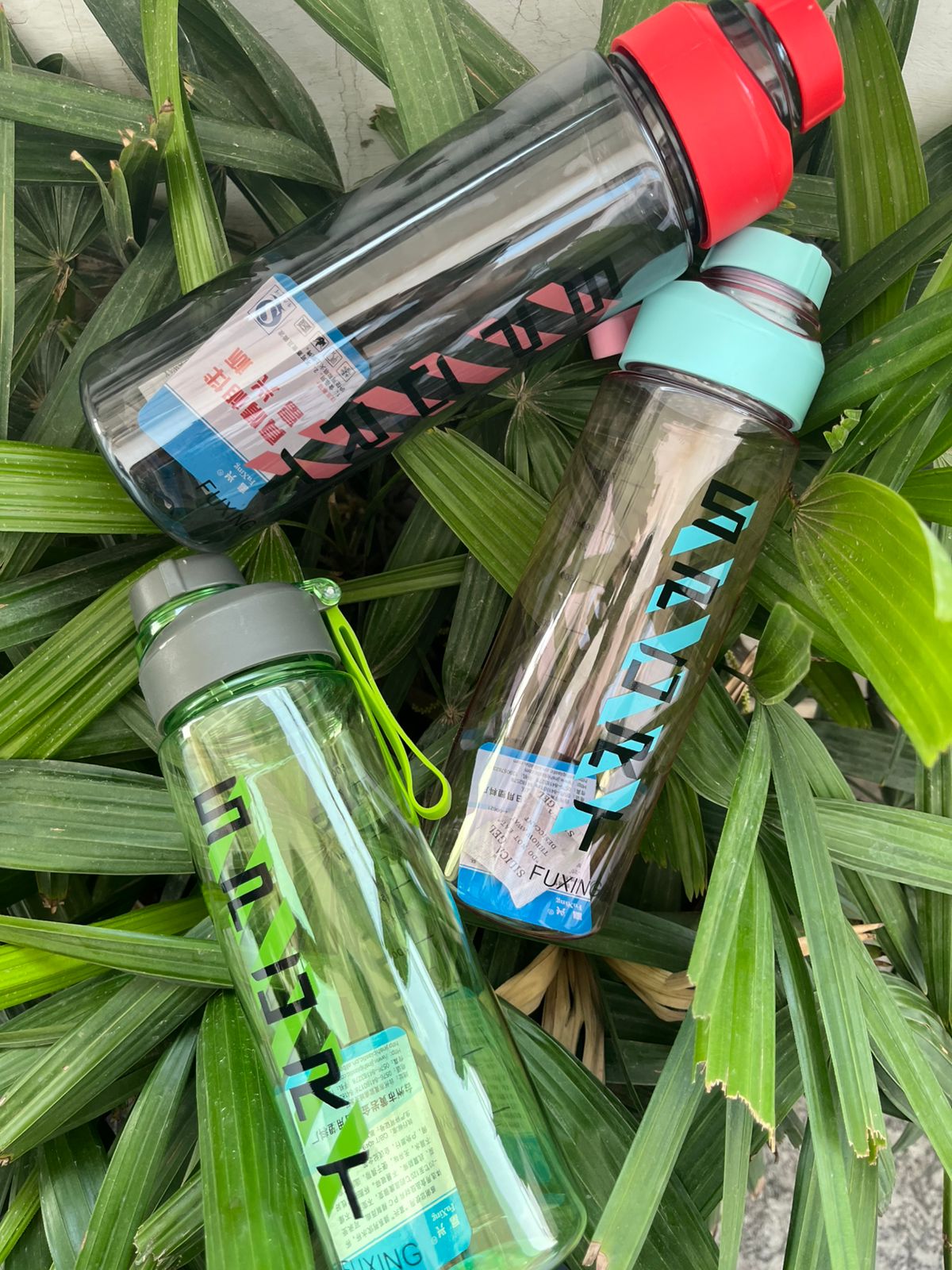 700 ML PLASTIC WATER BOTTLE